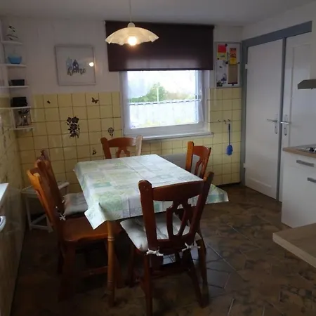 Semesterbostad Ferienhaus-Deichblick Direkt An Der Schoenen Nordsee Friedrichskoog-Spitz